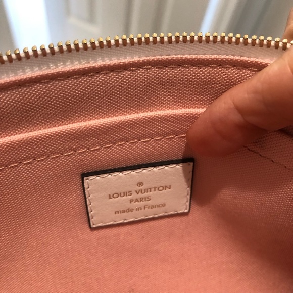 LV Handheld wristlet pouch 🖤🩵 - Picture 3 of 16